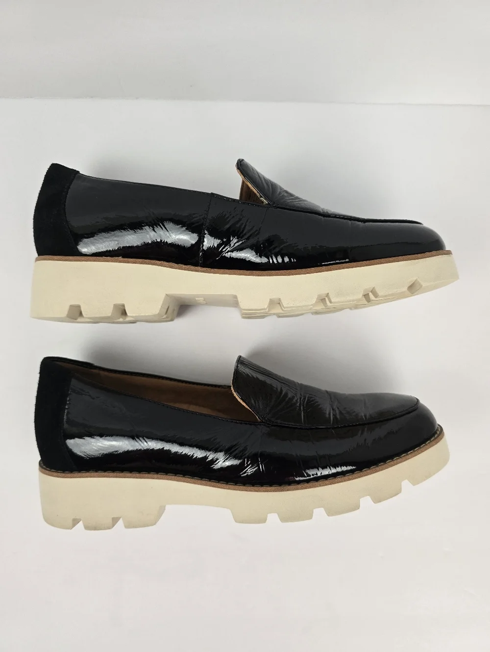 Vionic black patent